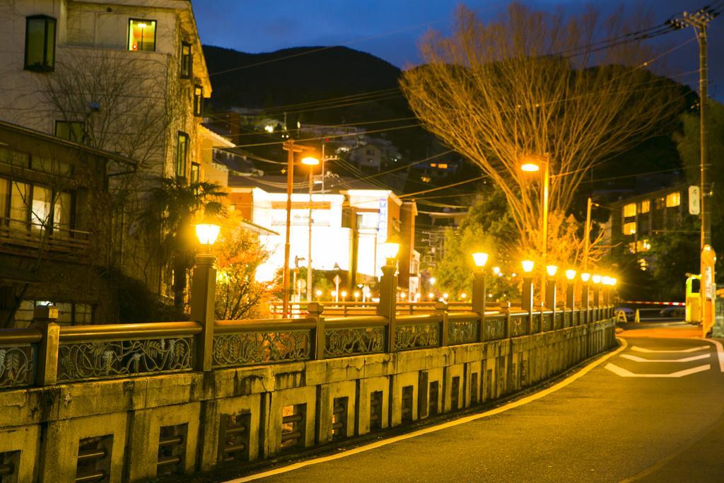 Yugawara-Onsen Komachikan Extérieur photo