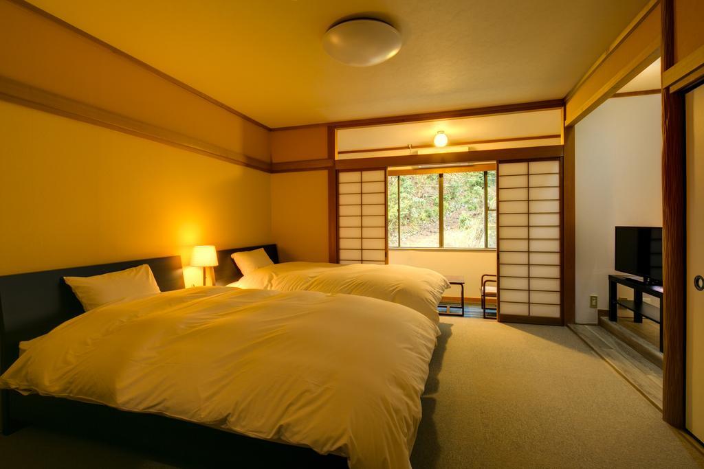 Yugawara-Onsen Komachikan Extérieur photo